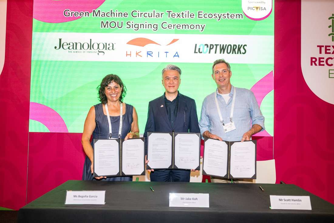 Jake Koh, CEO of HKRITA (middle), Begoña García, Jeanologia Global Director of Sustainable Innovation, (left) and Scott Hamlin, Founder and CEO of Looptworks, (right) after the signing of the MoU for the tripartite initiative, advancing a complete and actionable circular textile ecosystem.