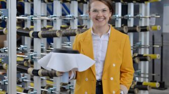 ITA postdoc Dr. Leonie Beek, winner of the Paul Schlack Prize 2025, is revolutionizing oil filtration with a bionic textile. Photo courtesy of Andreas Schmitter