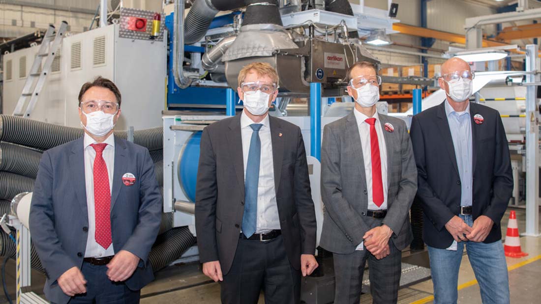 Schleswig-Holstein’s Minister President visit Oerlikon Nonwoven manufacturing facility