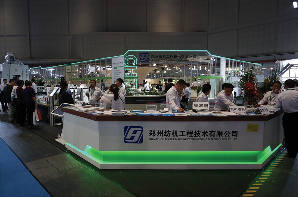 Chinese machinery producers present smart solutions.